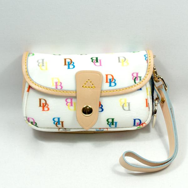 Dooney and best sale bourke flap wristlet