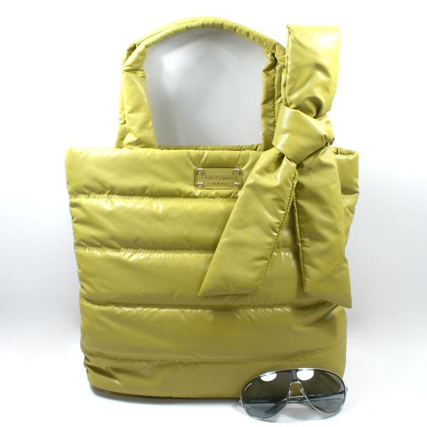 green puffer bag