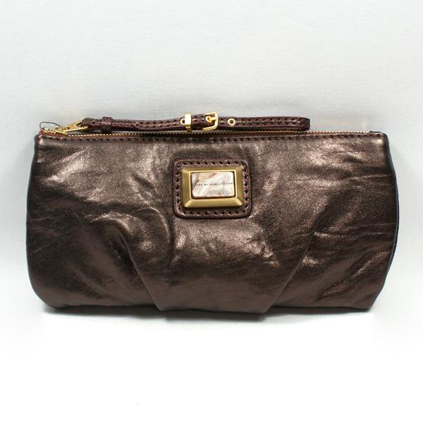 marc jacobs wristlet pouch